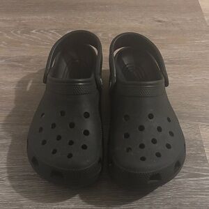 Black Crocs